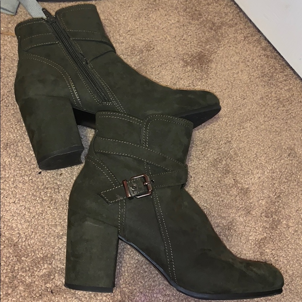 Olive Green Steve Madden Booties !